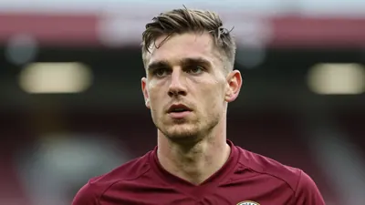 Wigan Athletic have made a late transfer window bid to sign forward Stephen Humphrys from Bradford City