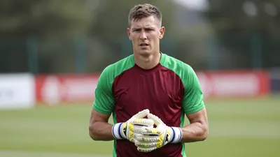 Bradford City Signs Former Sheffield Wednesday Goalkeeper Cameron Dawson